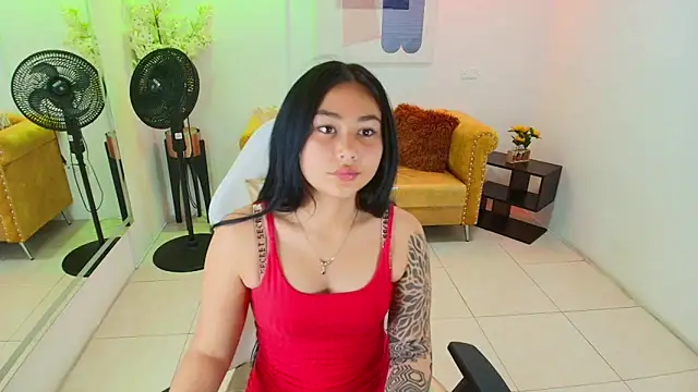 Carolina cherry online show from April 2026 12:39:01 PM