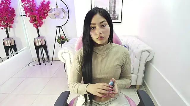 Carolina cherry online show from February 2026 12:16:01 PM