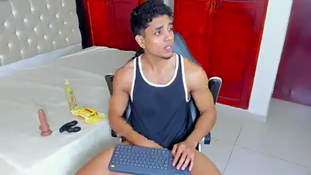 Dustyn Michelle1 online show from March 2026 10:01:01 PM