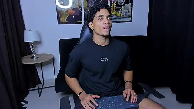 Dustyn Michelle1 online show from February 2026 04:45:02 AM