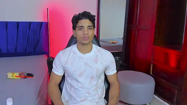 Dustyn Michelle1 online show from February 2026 06:27:01 AM