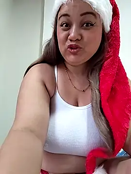 Snapshot of MMia_18 chatting on December 2025 11:38:02 AM MMia 18 online show from December 2025 11:38:02 AM