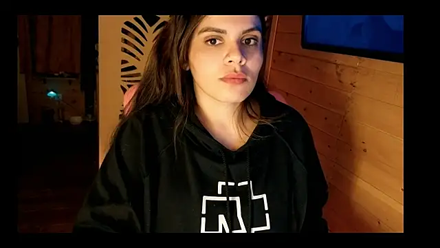 vickvalencia2 online show from March 2026 03:25:01 AM