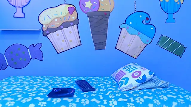 NOVAHOT98 online show from February 2026 07:16:02 PM