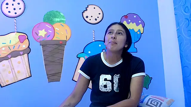 NOVAHOT98 online show from February 2026 07:37:01 PM