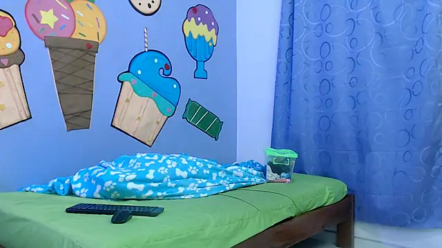 NOVAHOT98 online show from January 2026 08:13:02 PM