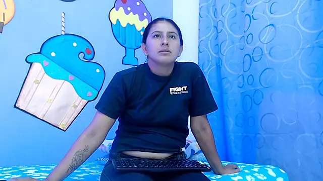 NOVAHOT98 online show from February 2026 07:02:01 PM