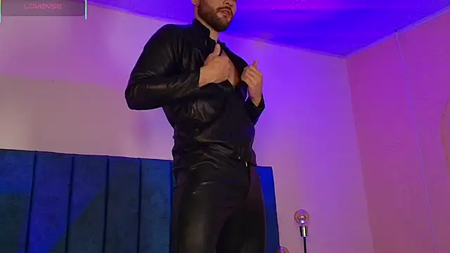 Snapshot of Steve-Carter chatting on December 2025 11:49:01 AM Steve-Carter online show from December 2025 11:49:01 AM