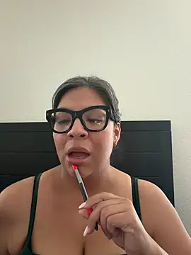BettyWhispers online show from March 2026 05:02:02 PM