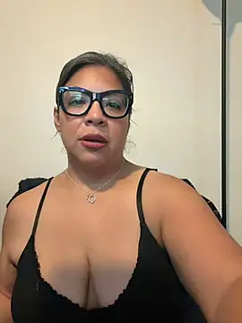 BettyWhispers online show from May 2026 12:56:01 PM