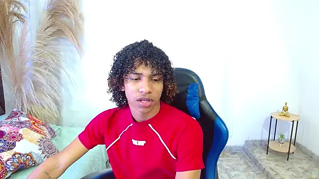 angelll18  online show from May 2026 09:07:02 PM