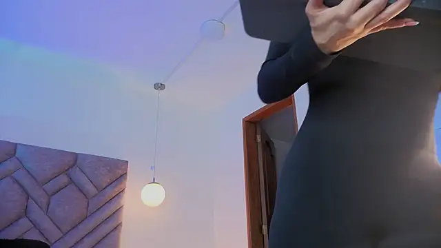 Milan Corleone online show from January 2026 11:48:01 AM