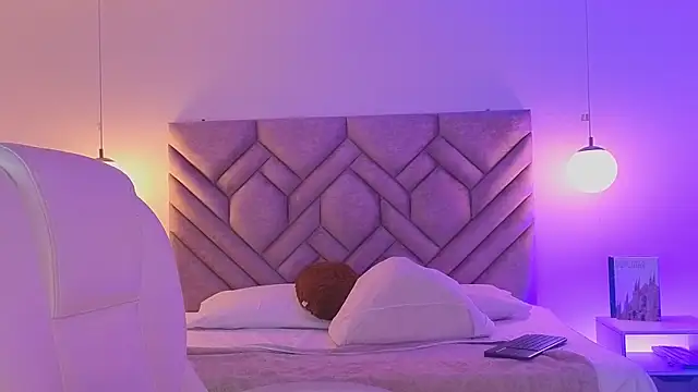 Milan Corleone online show from April 2026 11:50:02 AM