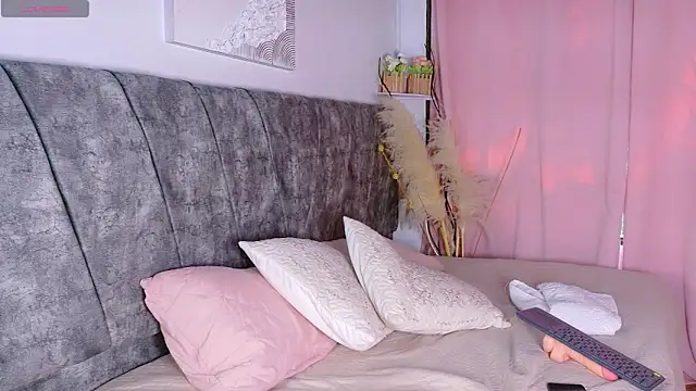 NanyMatrioska online show from February 2026 08:07:01 PM