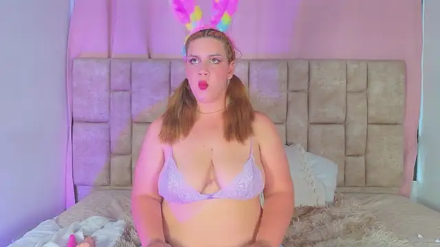 NanyMatrioska online show from April 2026 09:54:02 PM