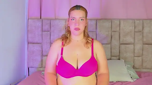 NanyMatrioska online show from April 2026 07:42:02 PM