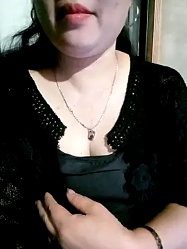 Snapshot of Dianna68 chatting on December 2025 11:36:01 AM Dianna68 online show from December 2025 11:36:01 AM