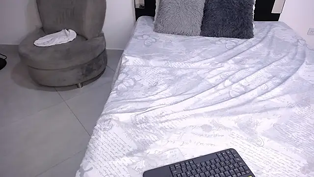 CataleyaRoselle online show from February 2026 02:30:02 PM