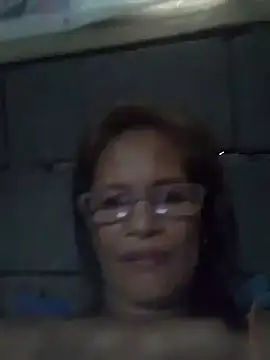 Petite elise online show from February 2026 04:19:02 AM