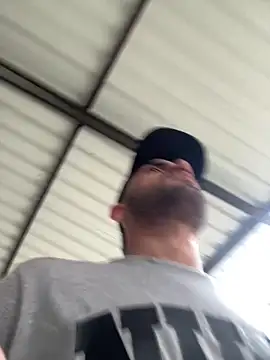 jamess 0 online show from February 2026 04:29:02 PM