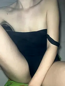 LoverNIXI online show from December 2025 01:26:02 PM