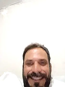 Snapshot of Dionaatanm chatting on December 2025 03:23:01 AM Dionaatanm online show from December 2025 03:23:01 AM