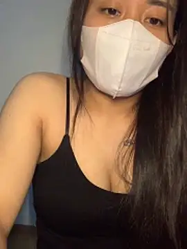 NinaBaby22 online show from May 2026 04:37:02 PM