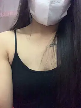NinaBaby22 online show from April 2026 02:47:02 PM