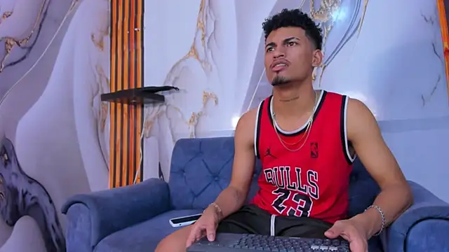 Snapshot of AresDAMM chatting on December 2025 08:14:02 PM AresDAMM online show from December 2025 08:14:02 PM