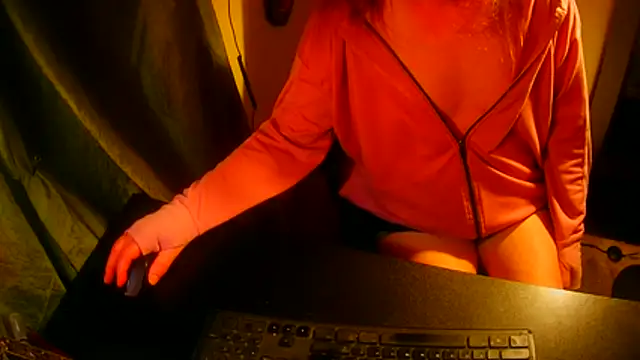 GoodGirlKelly online show from May 2026 06:17:02 AM