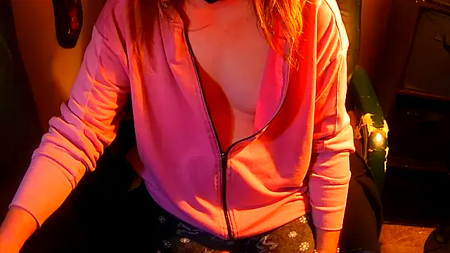 GoodGirlKelly online show from February 2026 03:28:01 AM