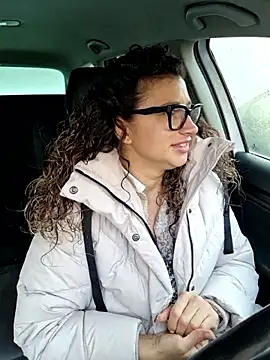 MiraBennet online show from January 2026 07:23:02 AM