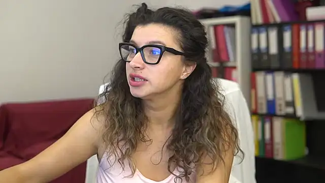 MiraBennet online show from February 2026 07:37:02 AM