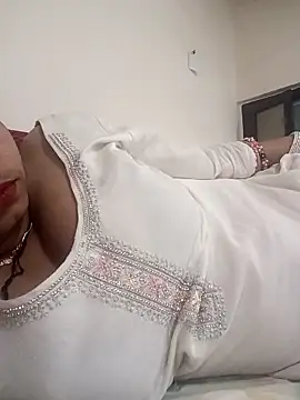 Barbie-Doll7 online show from March 2026 01:48:01 PM