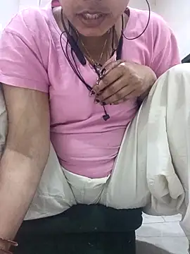 Barbie-Doll7 online show from February 2026 12:27:01 PM