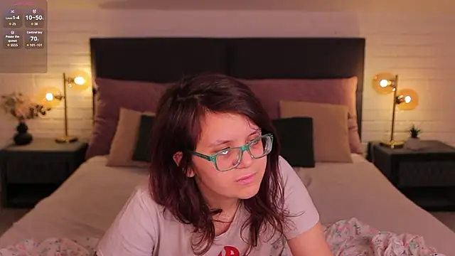 Ariell Mini online show from March 2026 06:49:01 AM