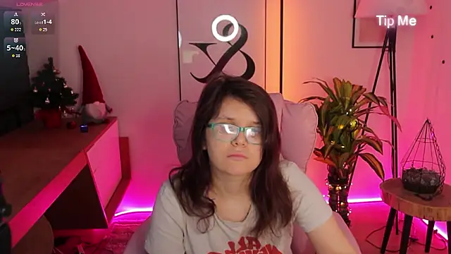 Ariell Mini online show from February 2026 01:21:02 PM