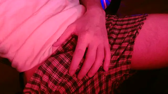 Snapshot of Rotti904 chatting on December 2025 10:04:01 PM Rotti904 online show from December 2025 10:04:01 PM