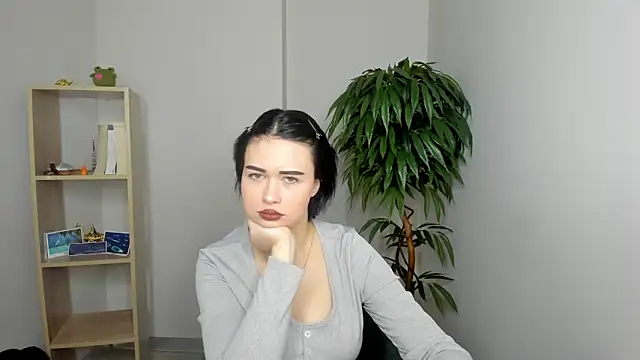 Snapshot of FelishaCasar chatting on December 2025 07:45:01 AM FelishaCasar online show from December 2025 07:45:01 AM