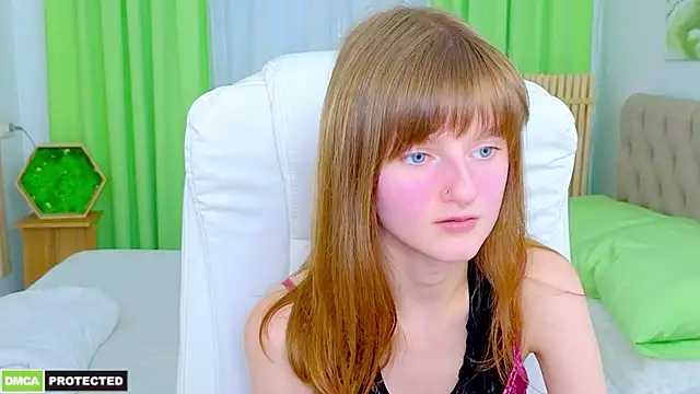 Miss Alisa  online show from April 2026 04:13:02 PM