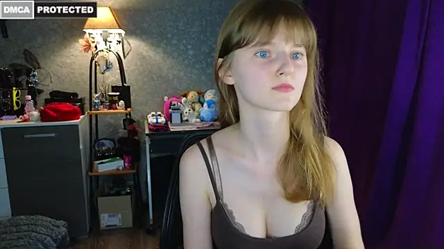 Miss Alisa  online show from August 2026 07:40:01 PM