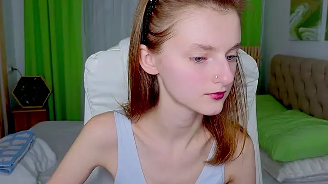 Miss Alisa  online show from February 2026 04:51:02 PM