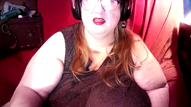 Snapshot of jade-belle chatting on January 2026 07:12:02 AM jade-belle online show from January 2026 07:12:02 AM