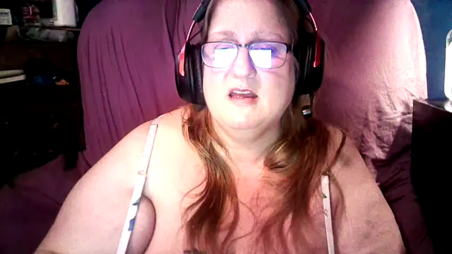 Snapshot of jade-belle chatting on February 2026 07:30:01 AM jade-belle online show from February 2026 07:30:01 AM