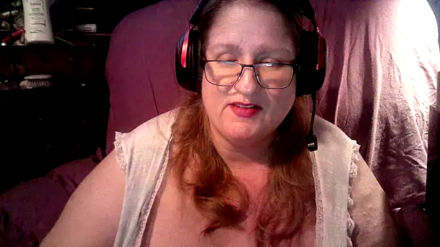 Snapshot of jade-belle chatting on February 2026 07:29:02 AM jade-belle online show from February 2026 07:29:02 AM