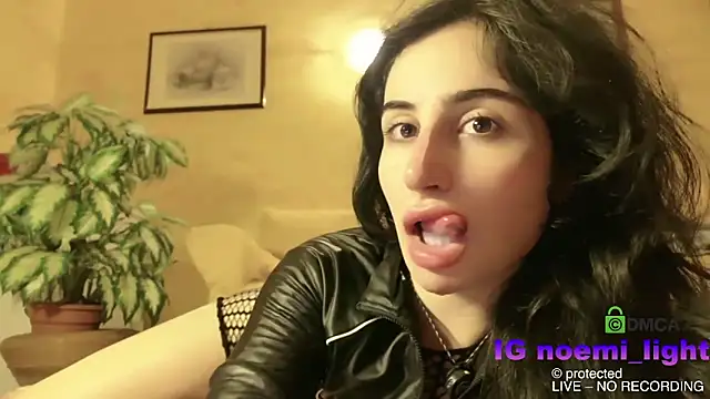 DeaAthena online show from February 2026 09:37:01 PM