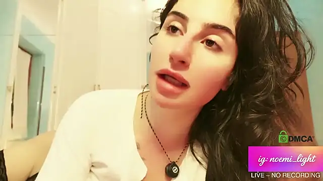 DeaAthena online show from April 2026 07:20:02 PM