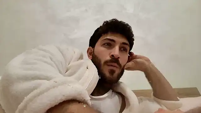 Snapshot of mark_ariete chatting on December 2025 07:08:01 PM mark ariete online show from December 2025 07:08:01 PM