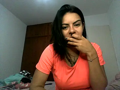Snapshot of luluclark69 chatting on April 2026 02:23:01 AM luluclark69 online show from April 2026 02:23:01 AM