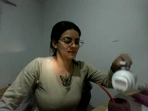 Snapshot of luluclark69 chatting on June 2026 11:10:02 PM luluclark69 online show from June 2026 11:10:02 PM
